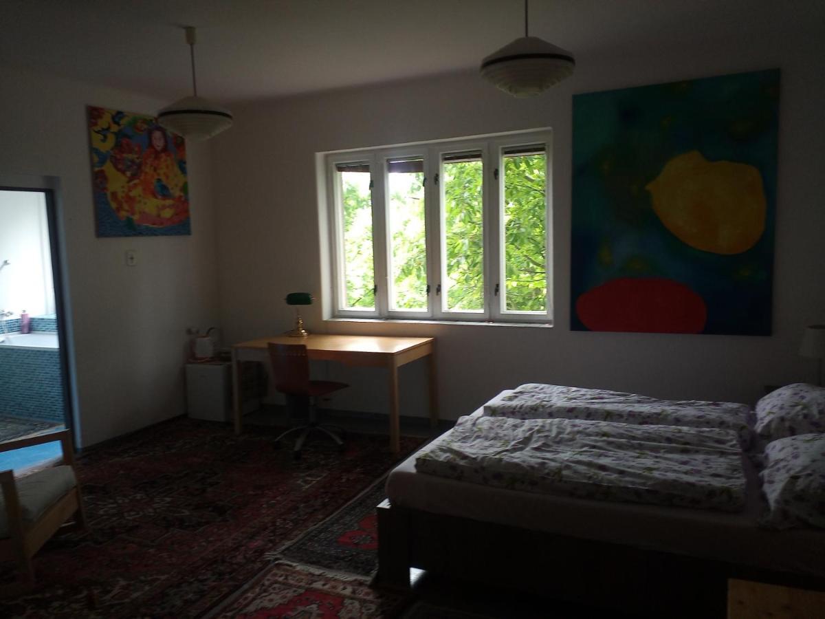 Orli Hnizdo At Chateau Novak Křivoklát Dış mekan fotoğraf